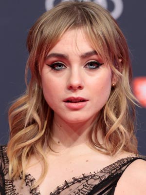 Клара Галле в роли Греты